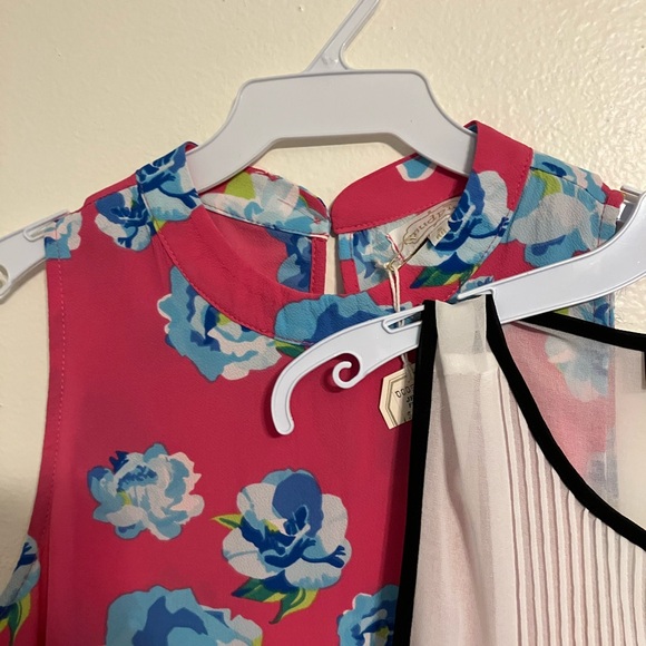 NWT women’s Charlie Paige Pink , White and Pink Floral Blouses Set - Picture 4 of 9